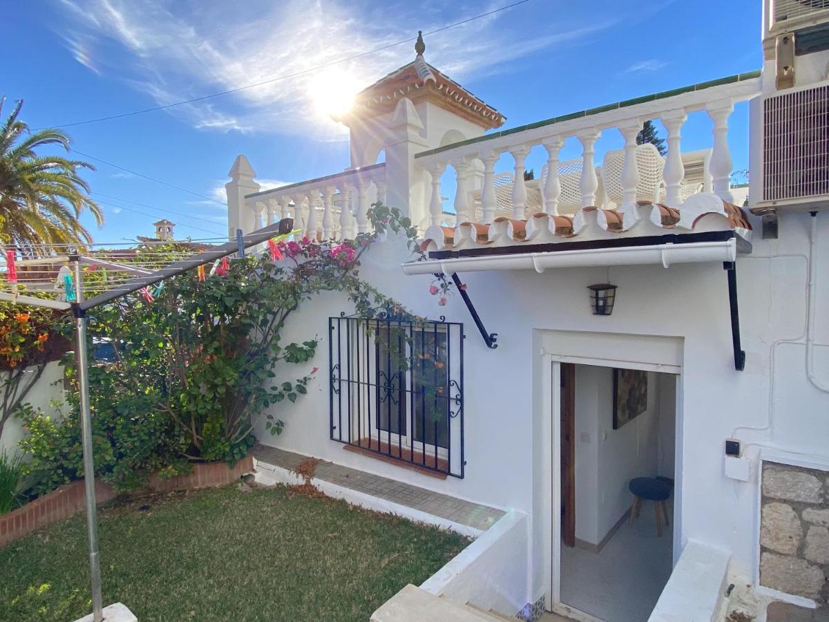 Villa Sandra Al Fresco Apartment เนร์คา ภายนอก รูปภาพ