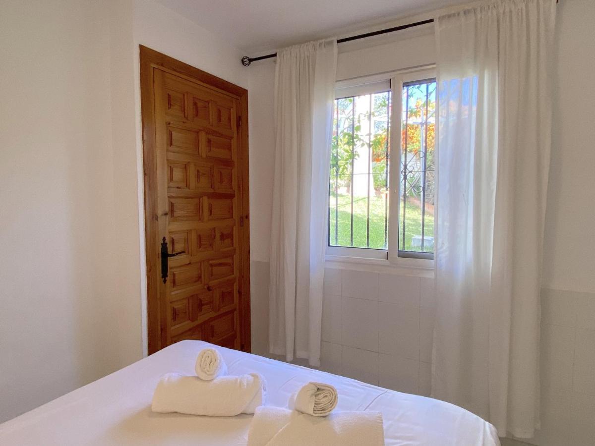 Villa Sandra Al Fresco Apartment เนร์คา ภายนอก รูปภาพ